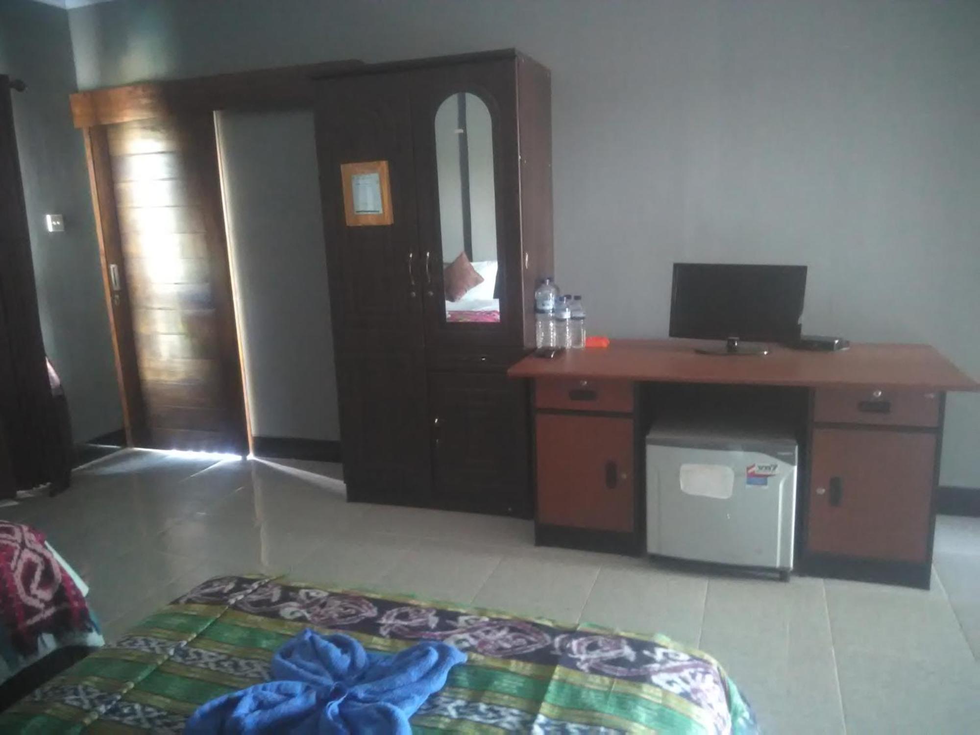 Ridho Malik Hotel Bumbang Exterior foto