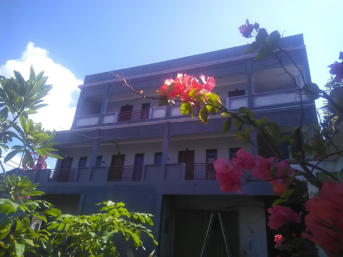 Ridho Malik Hotel Bumbang Exterior foto