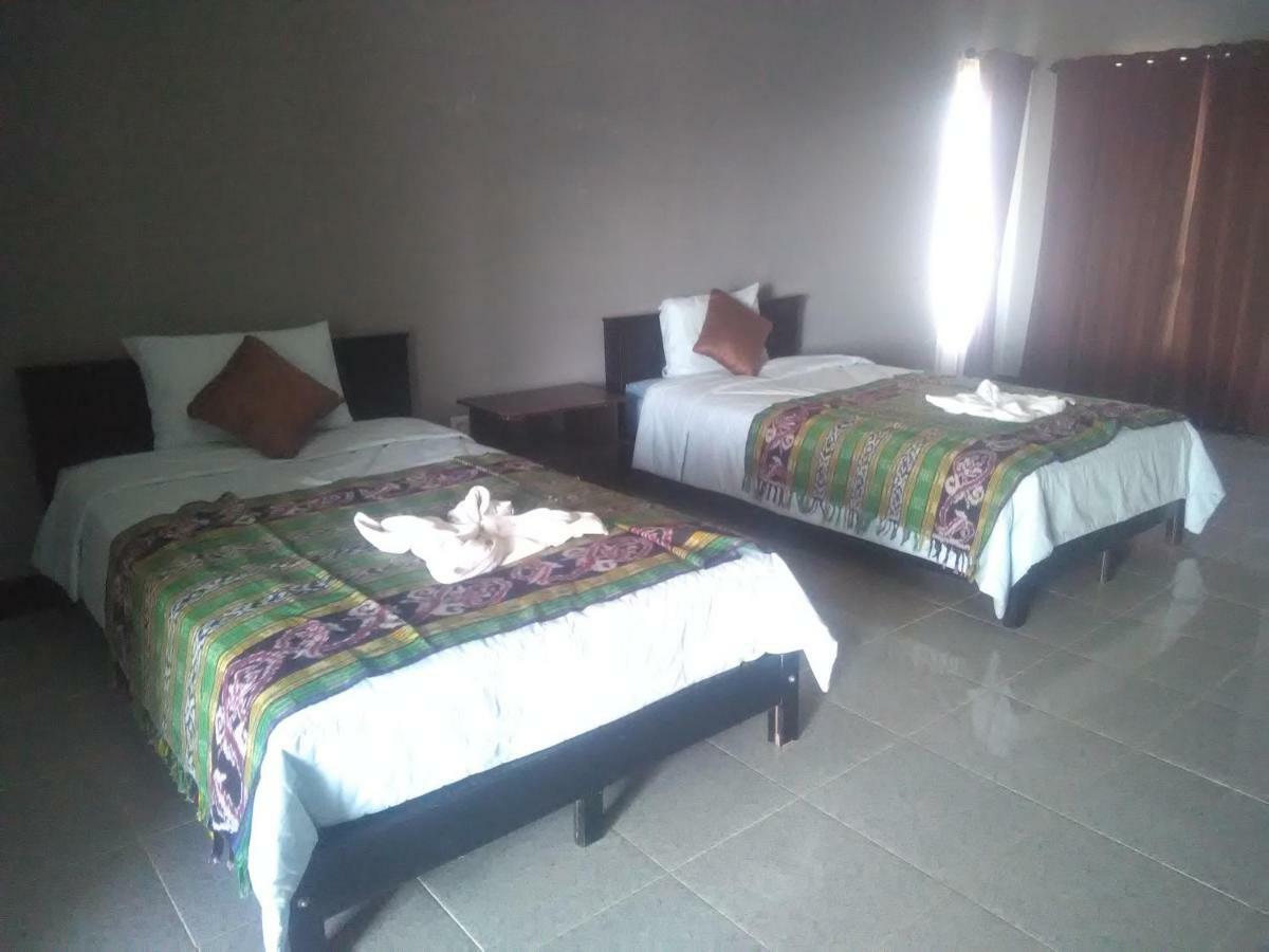 Ridho Malik Hotel Bumbang Exterior foto
